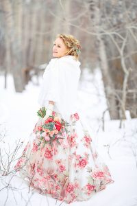 Winter wedding photographer Calgary Nathalie Terekhova Fine art photography Yes Darling florist